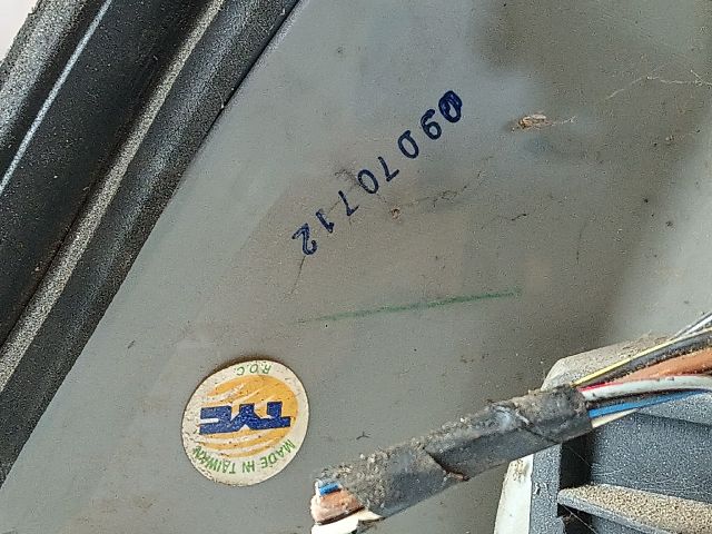 bontott OPEL VECTRA B Jobb Hátsó Lámpa