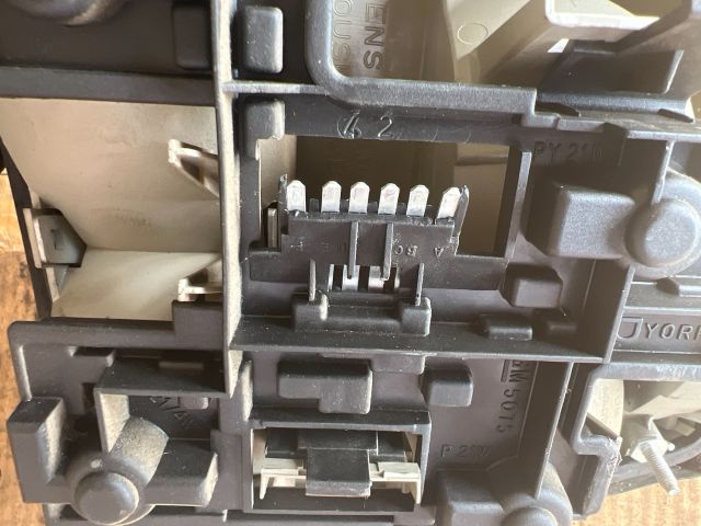 bontott OPEL VECTRA B Jobb Hátsó Lámpa