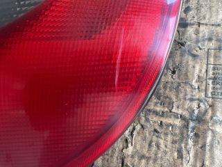 bontott OPEL VECTRA B Jobb Hátsó Lámpa