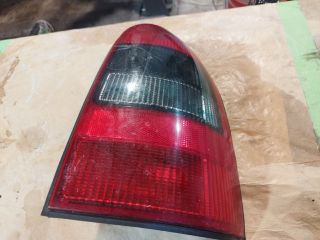 bontott OPEL VECTRA B Jobb Hátsó Lámpa