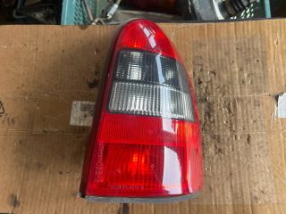bontott OPEL VECTRA B Jobb Hátsó Lámpa