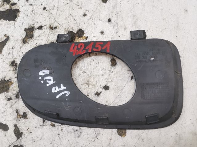 bontott OPEL VECTRA B Jobb Ködfényszóró Lámpakeret