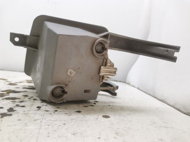 bontott OPEL VECTRA B Jobb Ködfényszóró