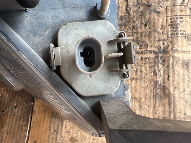 bontott OPEL VECTRA B Jobb Ködfényszóró