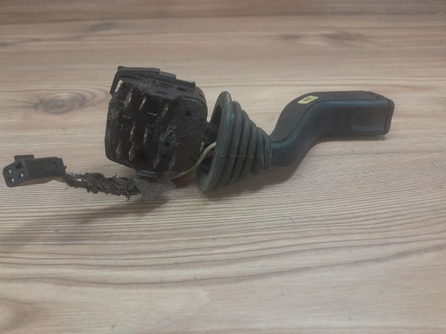 bontott OPEL VECTRA B Jobb Kormánykapcsoló Ablaktörlő