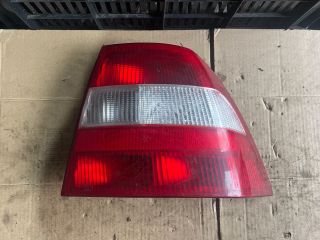 bontott OPEL VECTRA B Jobb Külső Hátsó Lámpa