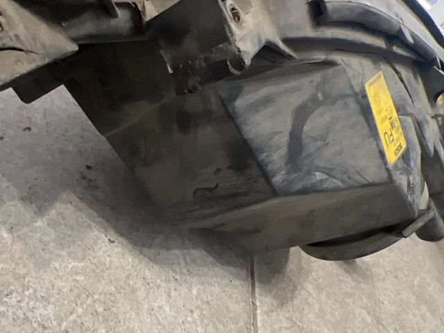 bontott OPEL VECTRA B Jobb Xenon Fényszóró