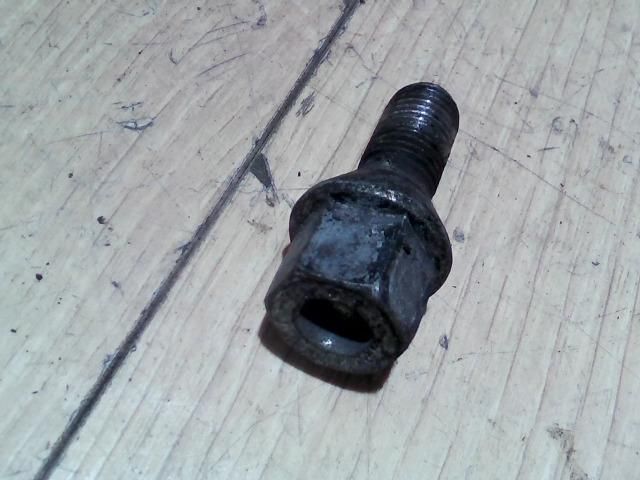 bontott OPEL VECTRA B Kerék Csavar Szett