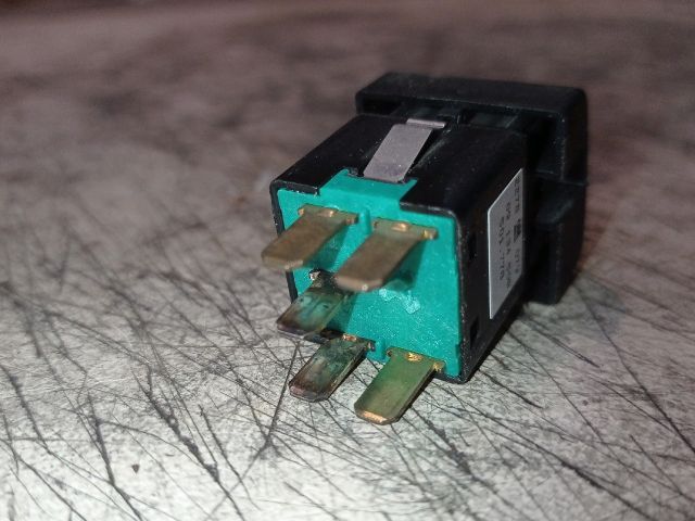 bontott OPEL VECTRA B Klíma Kapcsoló