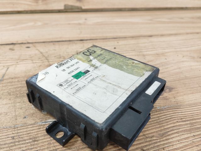 bontott OPEL VECTRA B Komfort Elektronika