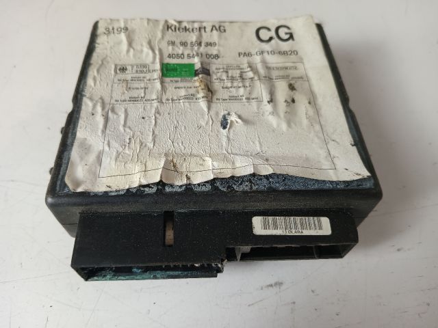 bontott OPEL VECTRA B Komfort Elektronika