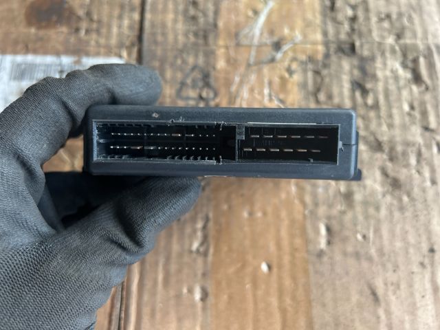 bontott OPEL VECTRA B Komfort Elektronika