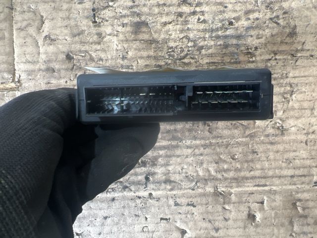 bontott OPEL VECTRA B Központizár Elektronika