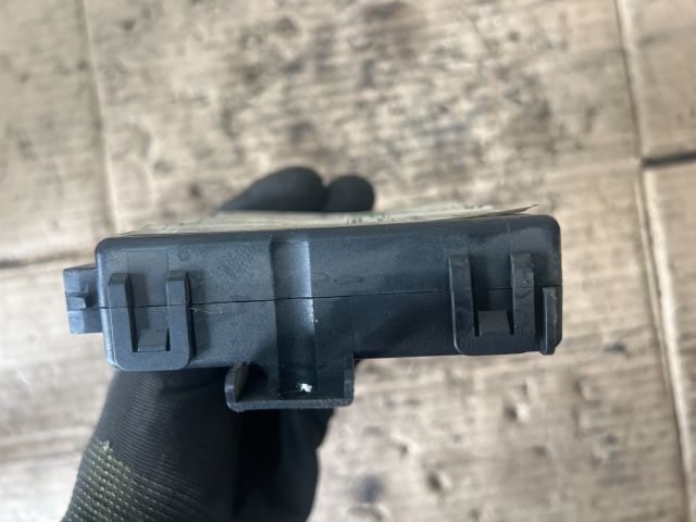 bontott OPEL VECTRA B Központizár Elektronika