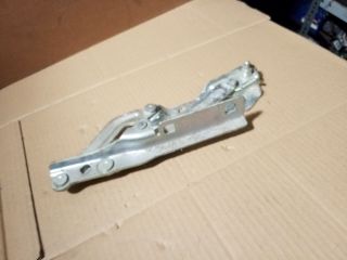 bontott OPEL VECTRA B Motorháztető Jobb Zsanér