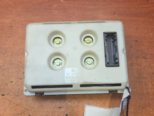 bontott OPEL VECTRA B Multifunkciós Kijelző