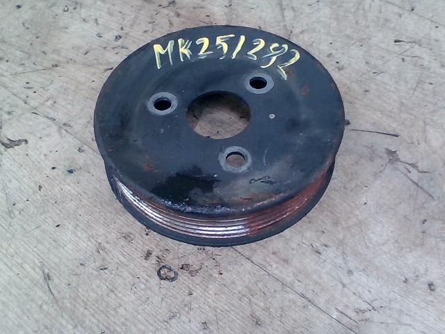 bontott OPEL VECTRA B Szervó Szíjtárcsa