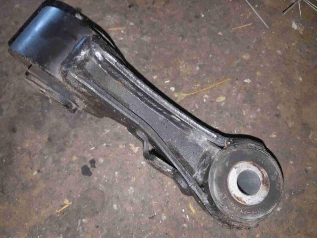 bontott OPEL VECTRA B Váltó Tartó Bak (Pozíciófüggetlen)