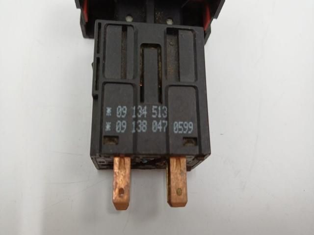 bontott OPEL VECTRA B Vészvillogó Kapcsoló