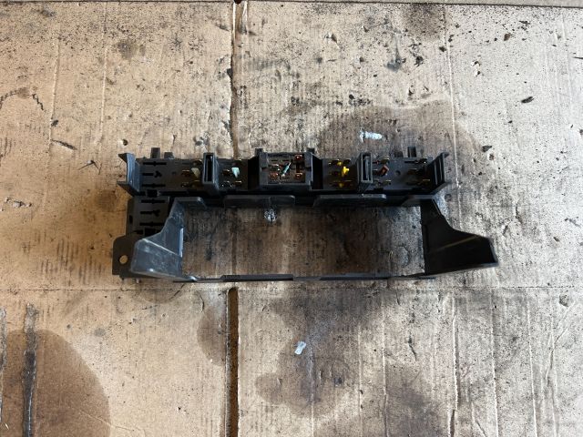 bontott OPEL VECTRA B Vészvillogó Kapcsoló