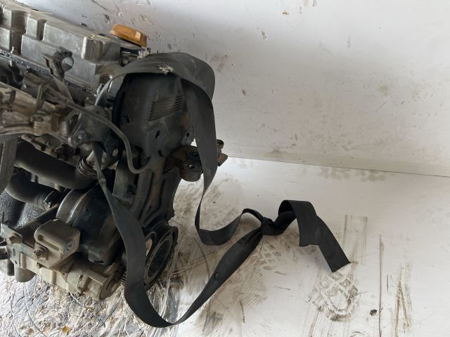 bontott OPEL VECTRA C Motor (Fűzött blokk hengerfejjel)