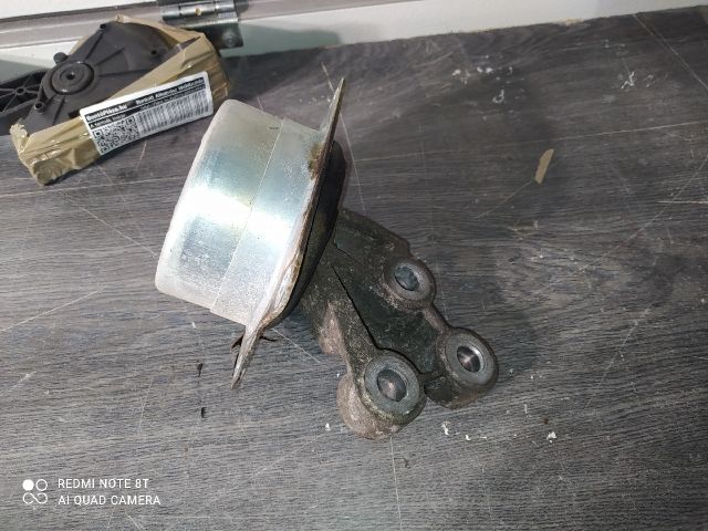 bontott OPEL VECTRA C Motor Tartó Bak (Fém)