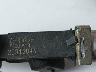 bontott OPEL VECTRA C Porlasztó Sor / Híd