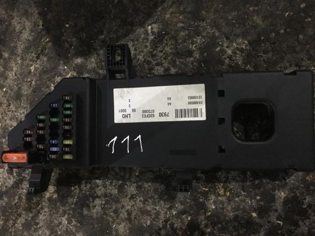 bontott OPEL VECTRA C Biztosítéktábla Utastér