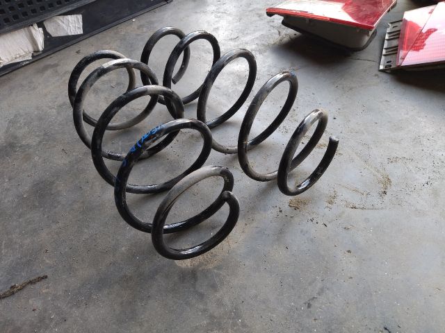 bontott OPEL VECTRA C Első Rugó Pár