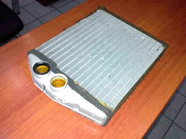 bontott OPEL VECTRA C Fűtőradiátor