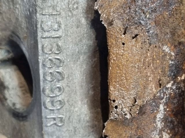 bontott OPEL VECTRA C Jobb első Csonkállvány Kerékaggyal