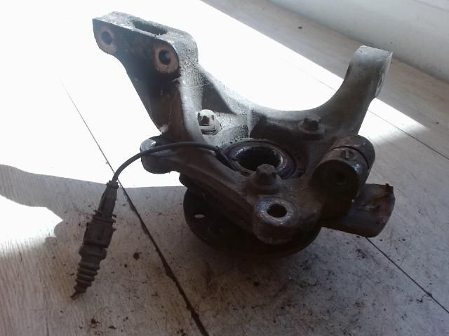 bontott OPEL VECTRA C Jobb első Csonkállvány Kerékaggyal