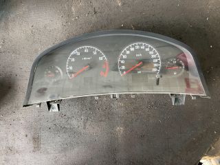 bontott OPEL VECTRA C Kilométeróra