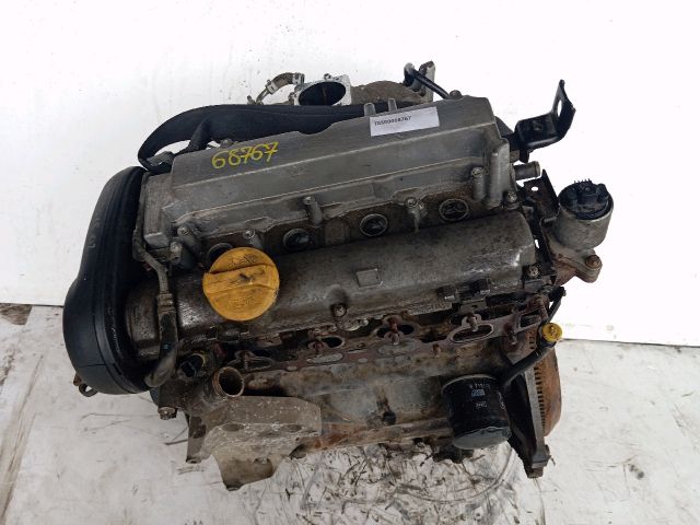 bontott OPEL VECTRA C Motor (Fűzött blokk hengerfejjel)