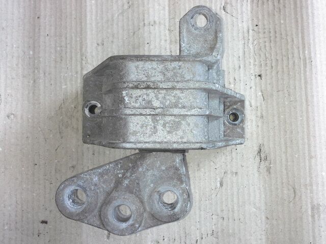 bontott OPEL VECTRA C Motor Tartó Bak (Pozíciófüggetlen)