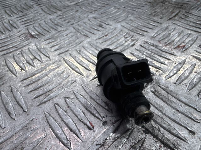 bontott OPEL VECTRA C Porlasztó (1 db)