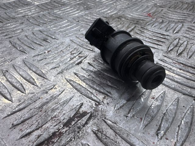 bontott OPEL VECTRA C Porlasztó (1 db)