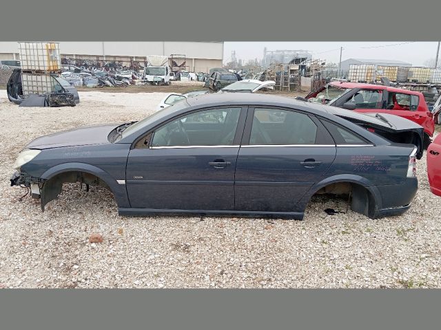 bontott OPEL VECTRA C Kiegyenlítő Tartály