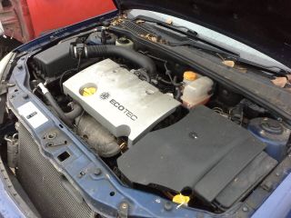 bontott OPEL VECTRA C Motor (Fűzött blokk hengerfejjel)