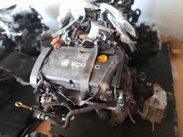 bontott OPEL VECTRA C Motor (Fűzött blokk hengerfejjel)