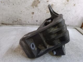 bontott OPEL VECTRA C Motor Tartó Bak (Fém)