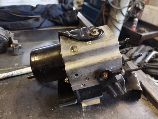 bontott OPEL VECTRA C ABS Kocka