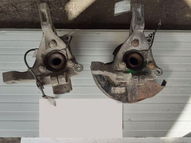 bontott OPEL VECTRA C Bal első Csonkállvány Kerékaggyal