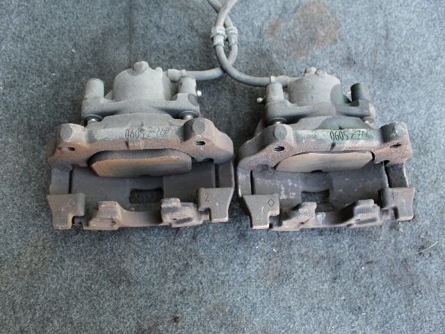 bontott OPEL VECTRA C Bal első Féknyereg Munkahengerrel