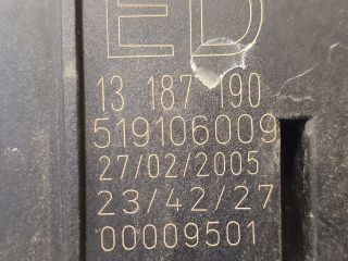 bontott OPEL VECTRA C Biztosítéktábla Motortér