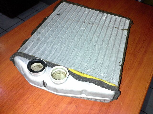 bontott OPEL VECTRA C Fűtőradiátor