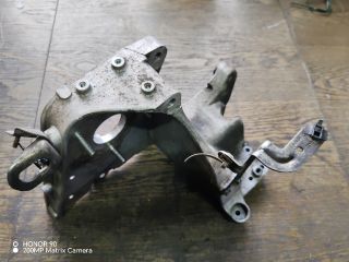 bontott OPEL VECTRA C Generátor Tartó Bak