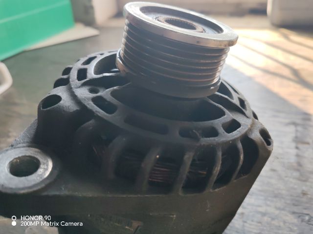 bontott OPEL VECTRA C Generátor