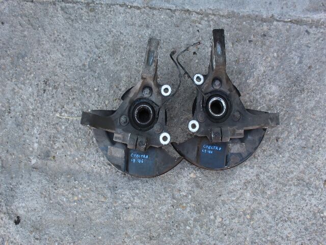 bontott OPEL VECTRA C Jobb első Csonkállvány Kerékaggyal