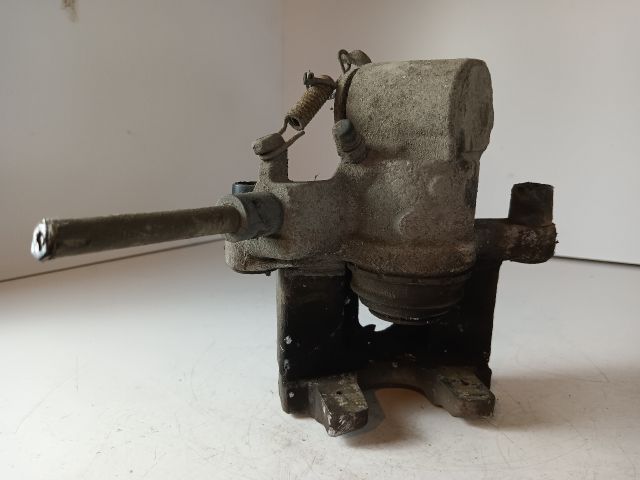 bontott OPEL VECTRA C Jobb hátsó Féknyereg Munkahengerrel